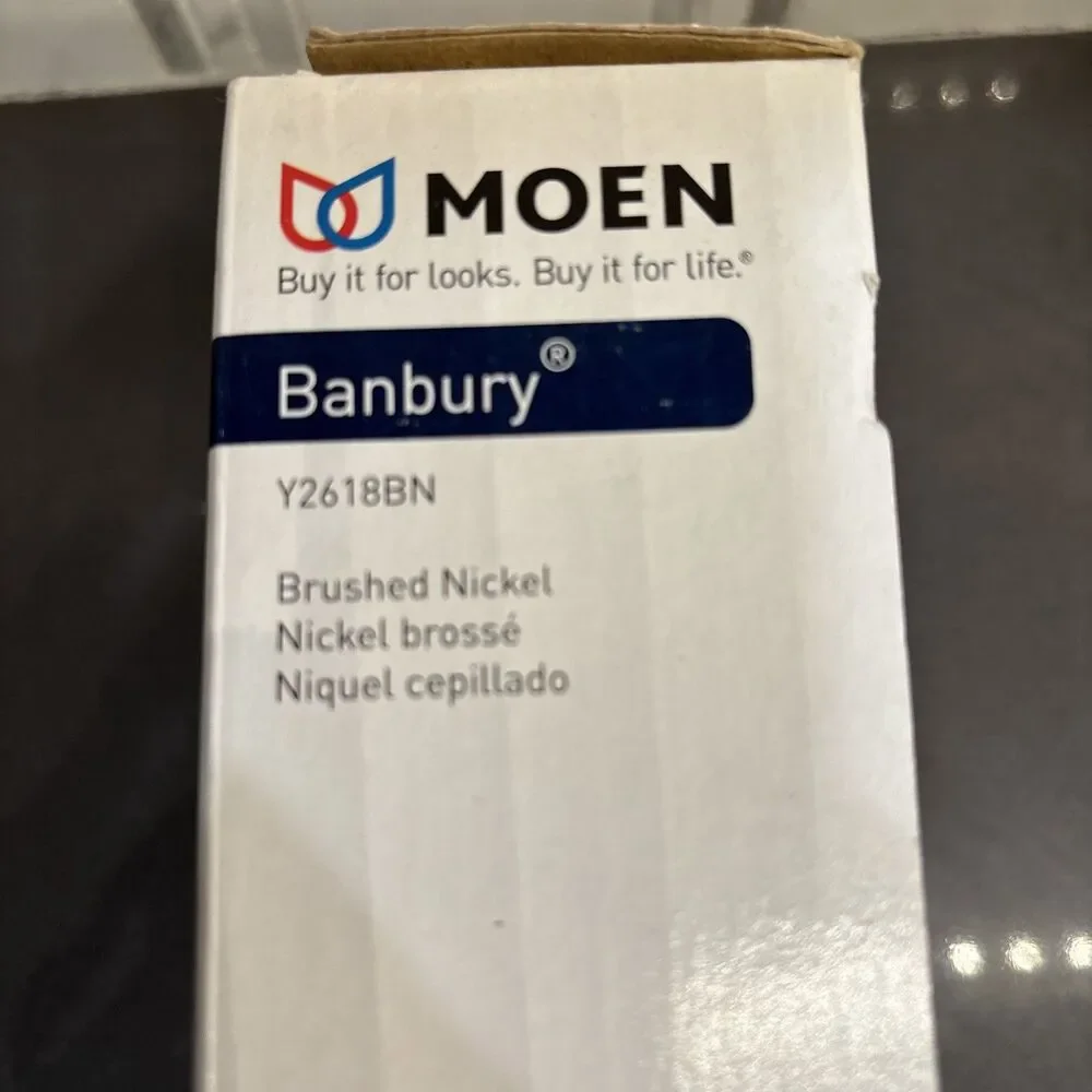 NIB MOEN Banbury 18 in. Towel Bar Spot Resist Brushed Nickel Y2618BN Sealed